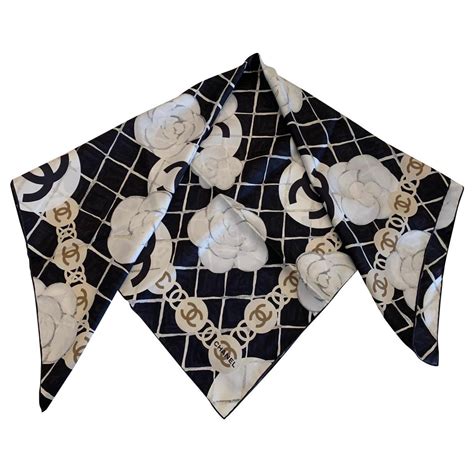 chanel 2020s foulard available on A.N.G.E.L.O.